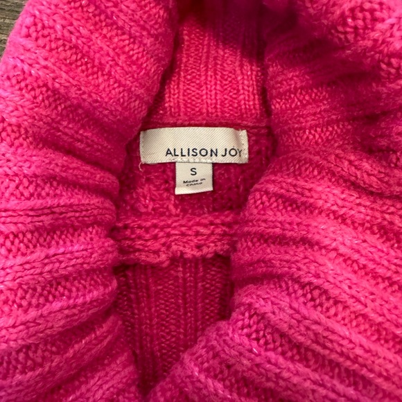 Pink Sweater - Picture 2 of 4